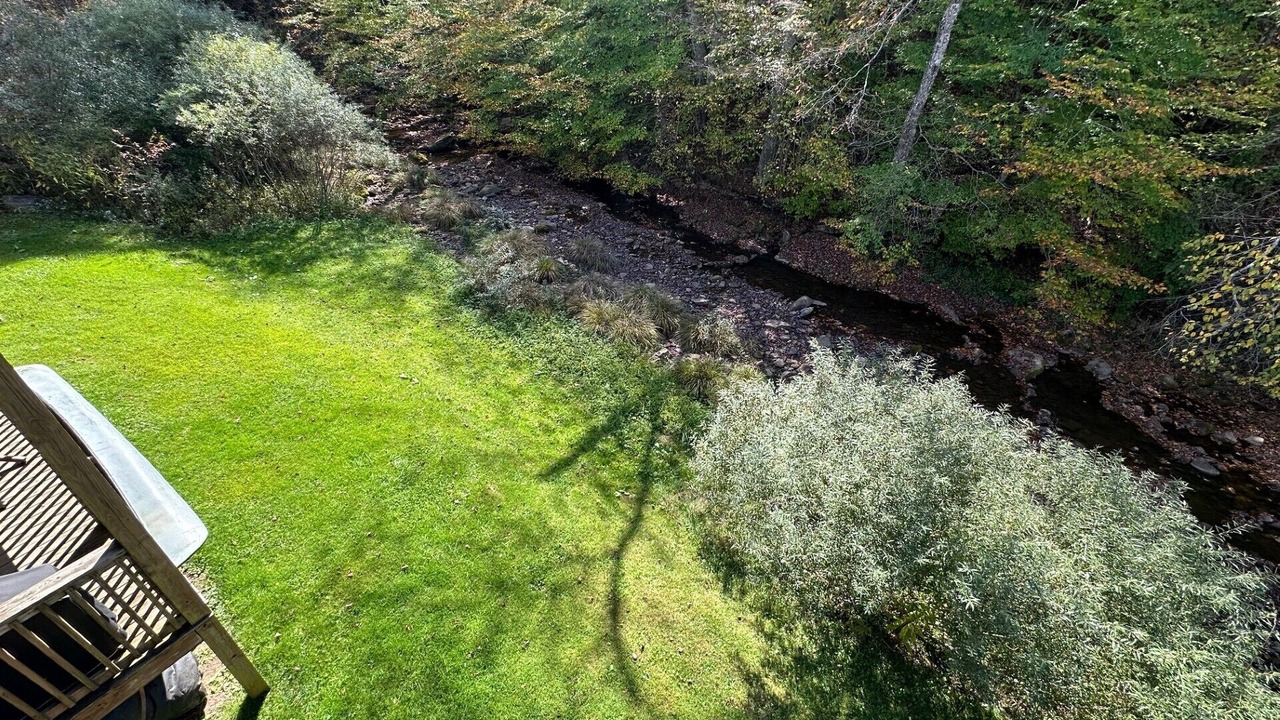 Photo of Outdoor in Edray