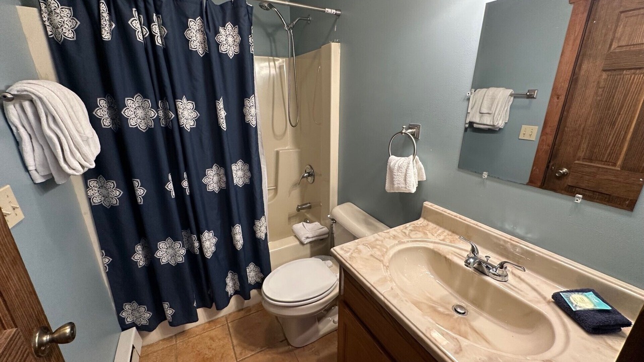 Photo of Bathroom in Edray