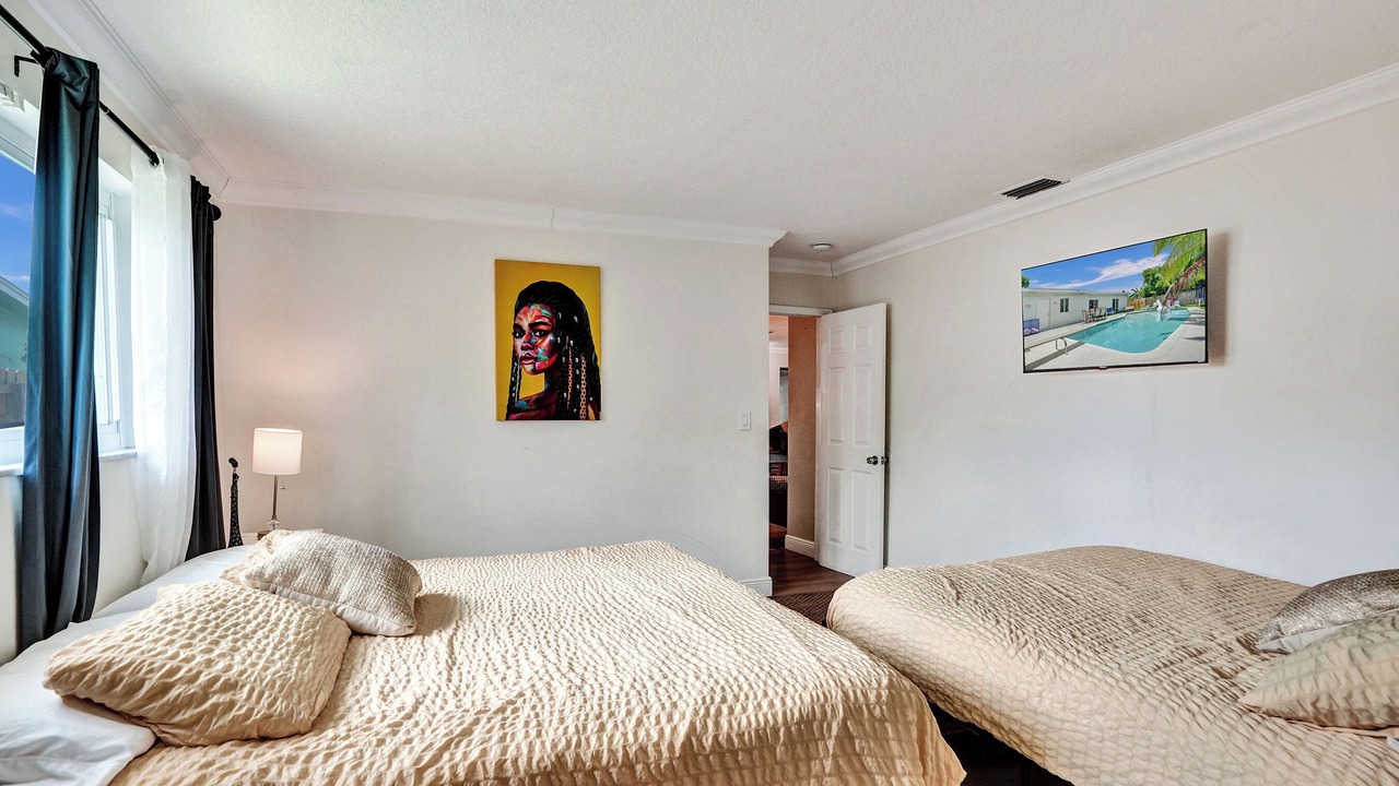 Photo of Bedroom in Hollywood Hills
