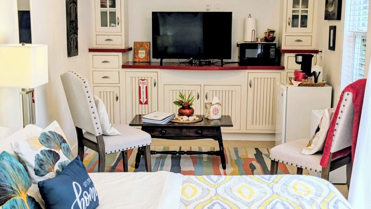 Photo of Bedroom in Hendricks and Venice Isles