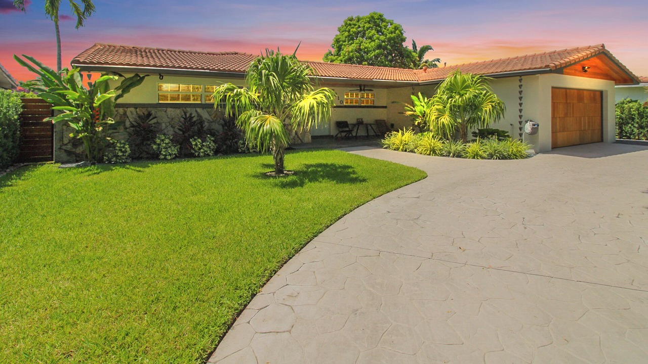 Photo of Outdoor in Miami Lakes