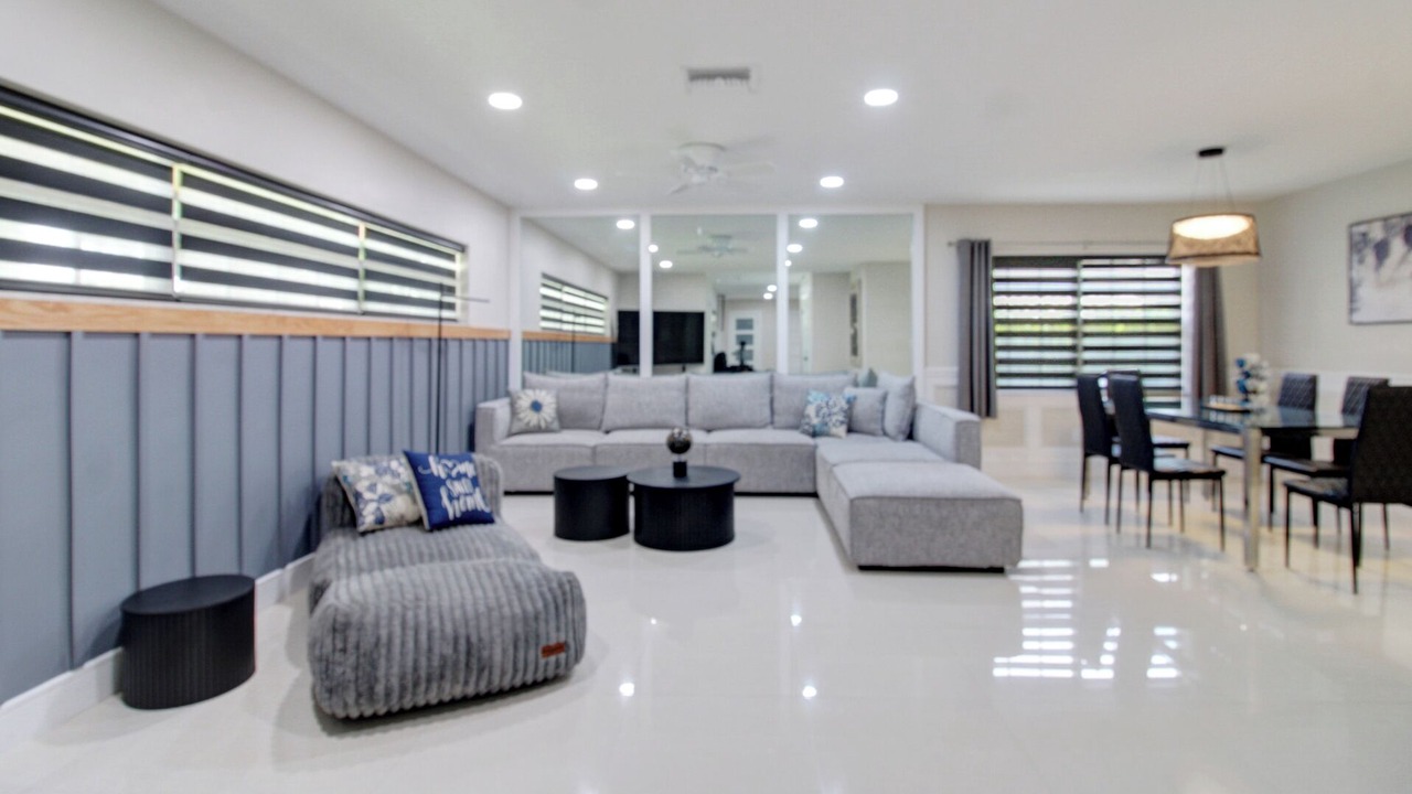 Photo of Livingroom in Miami Lakes