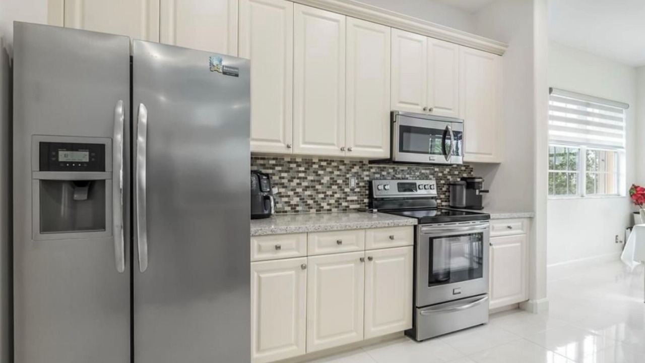 Photo of Kitchen in Parkland