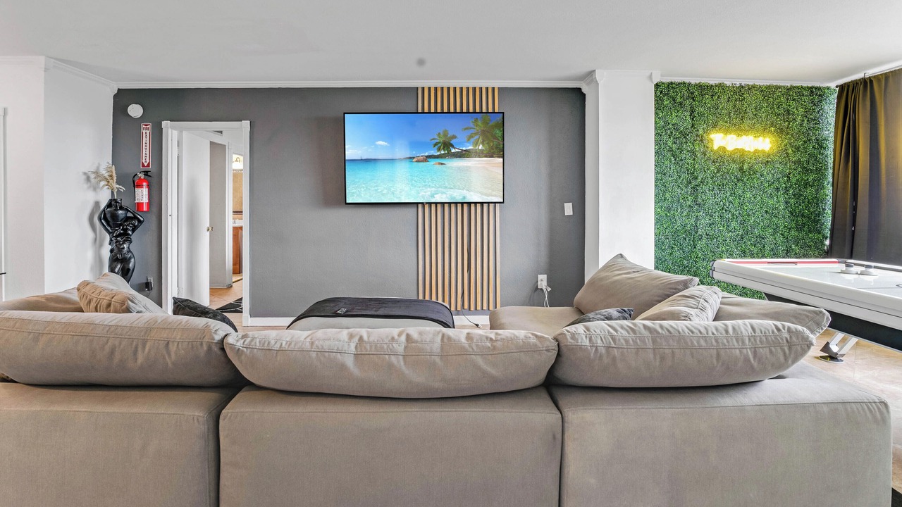 Photo of Livingroom in Bermuda Riviera