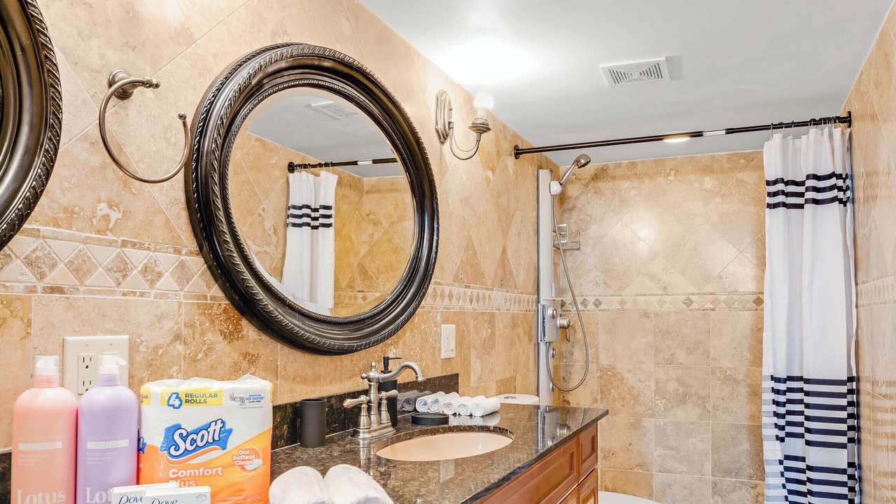 Photo of Bathroom in Bermuda Riviera