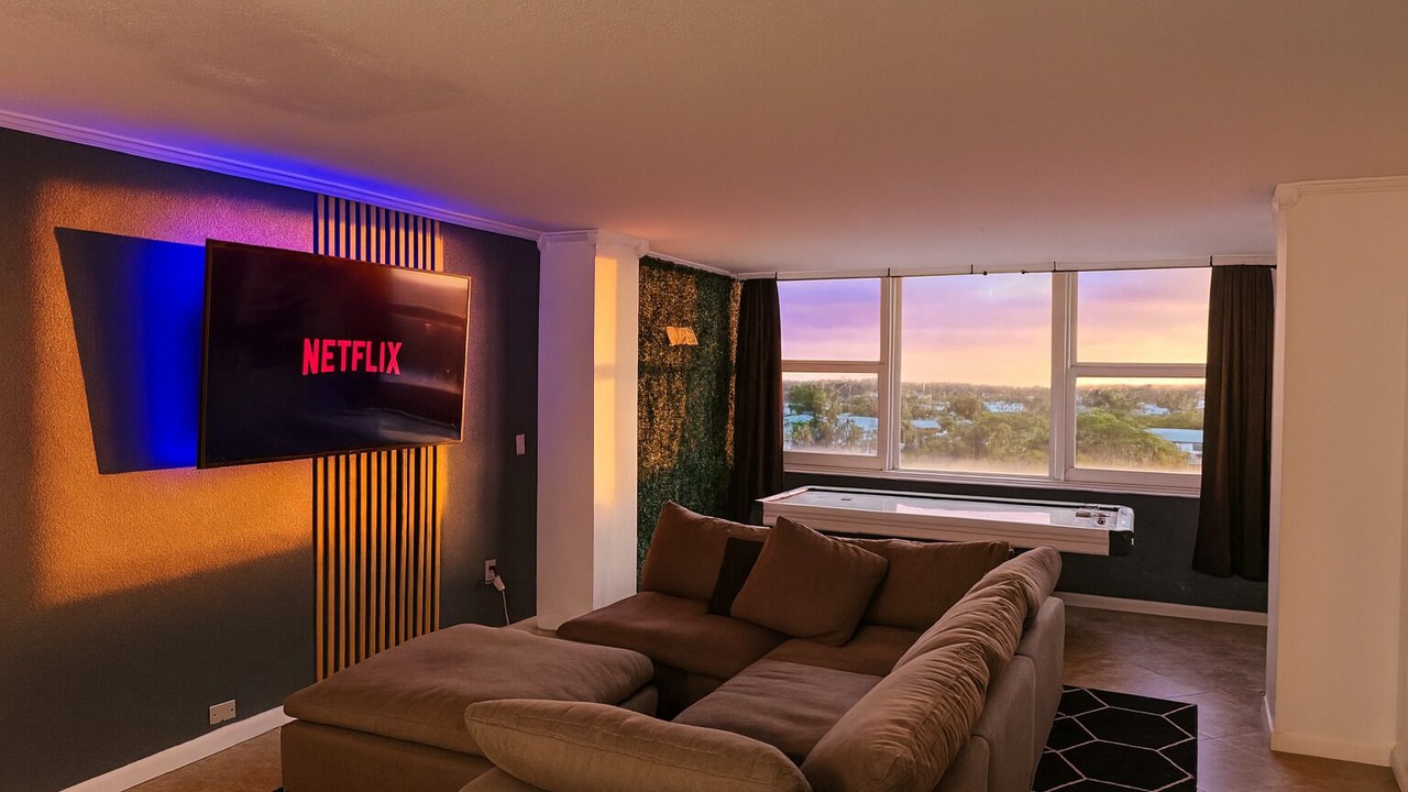 Photo of Livingroom in Bermuda Riviera