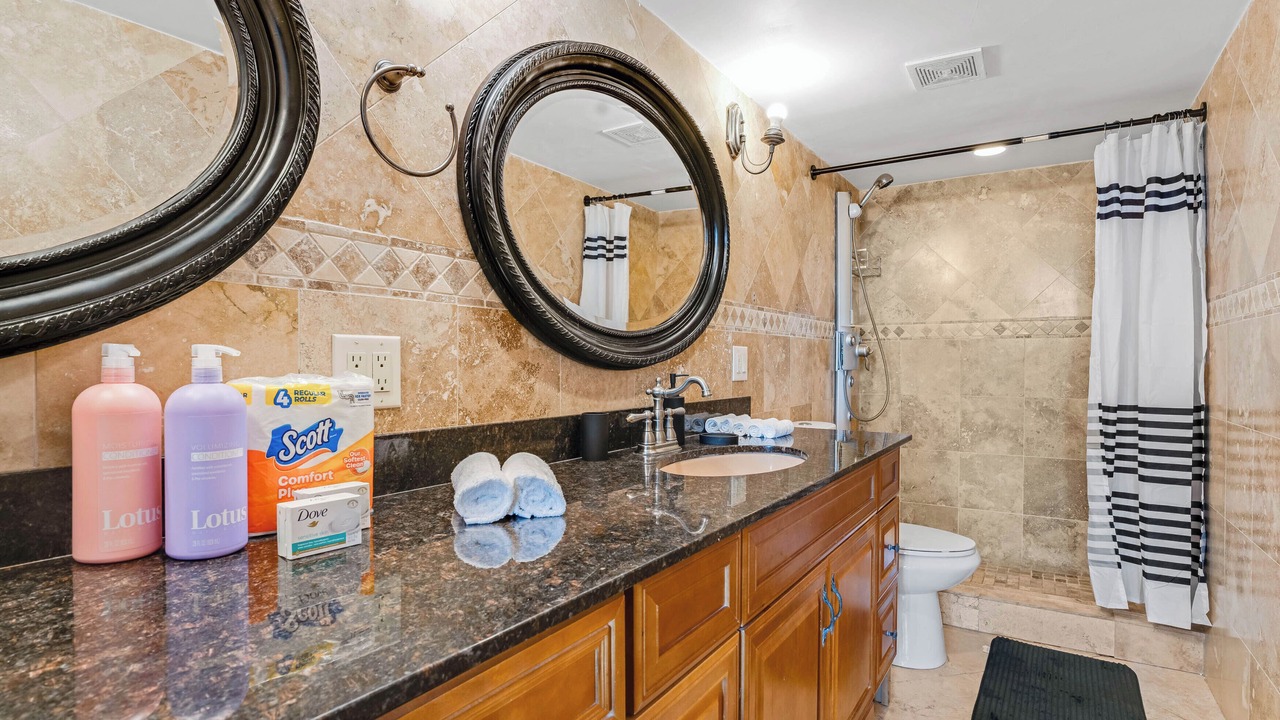 Photo of Bathroom in Bermuda Riviera
