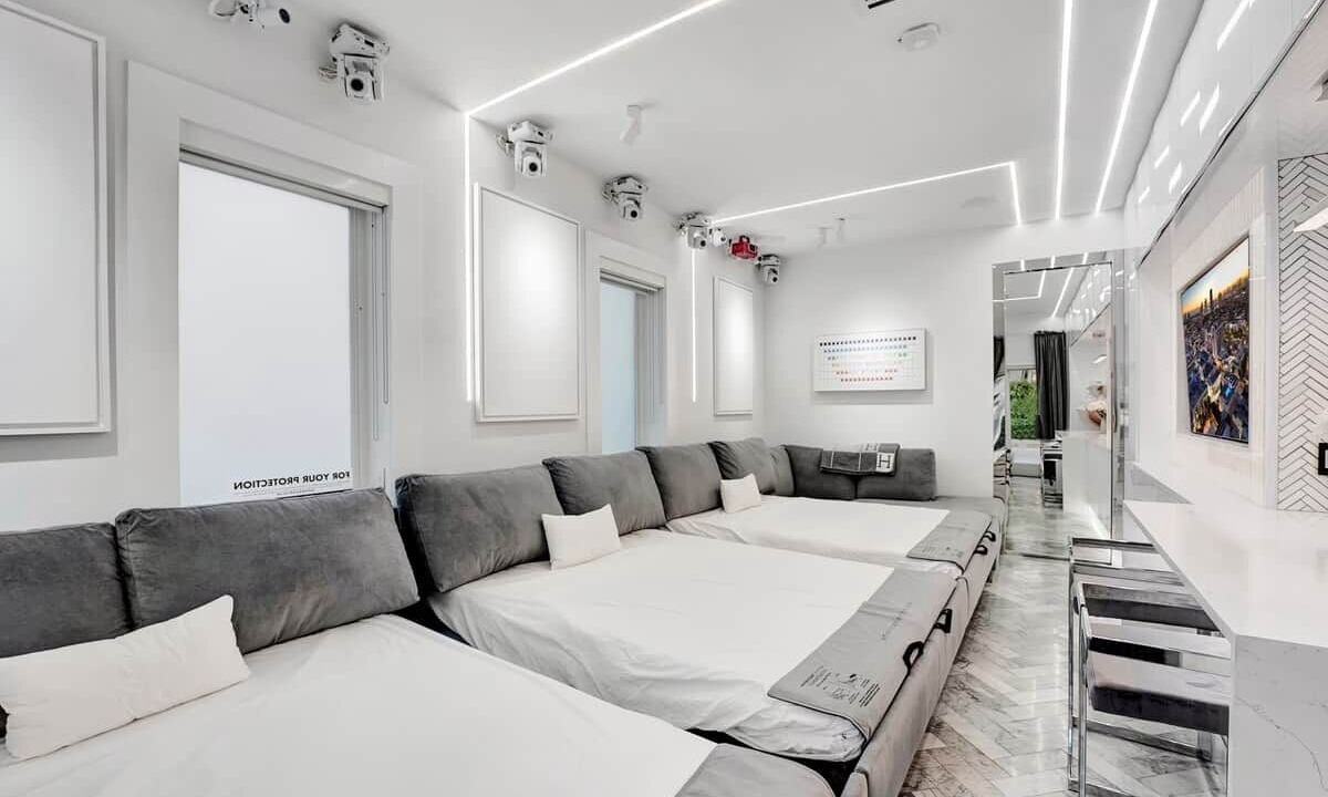 Photo of Bedroom in South Beach