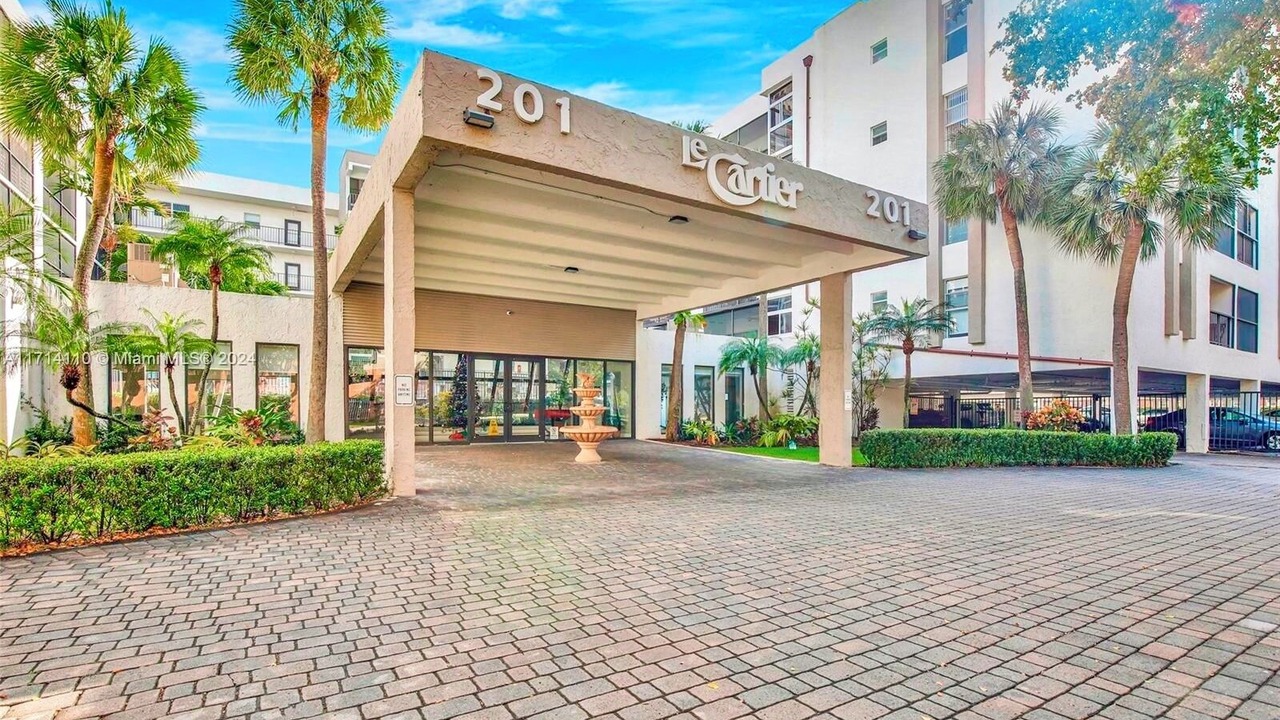 Photo of Outdoor in Sunny Isles Beach