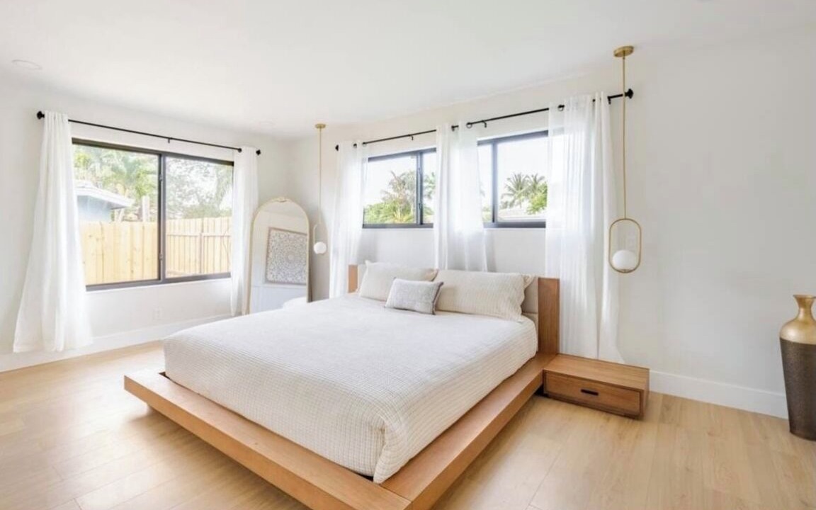 Photo of Bedroom in Deerfield Beach