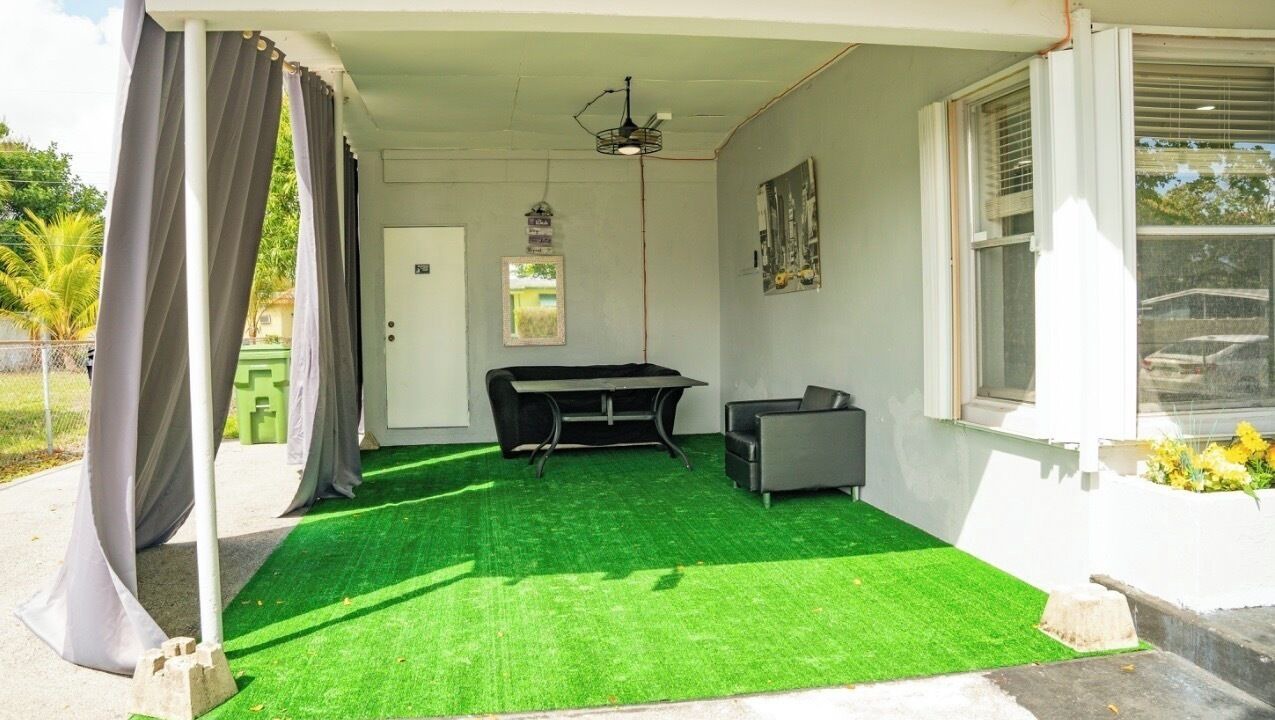 Photo of Patio Balcony in Central Fort Lauderdale