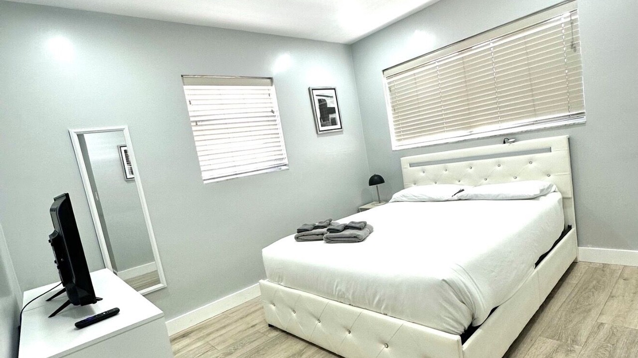 Photo of Bedroom in Central Fort Lauderdale