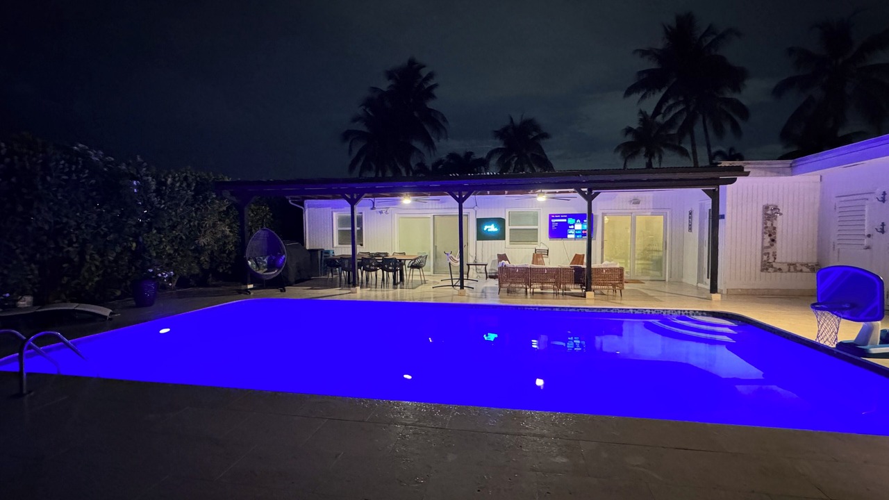 Photo of Outdoor in Hollywood Hills