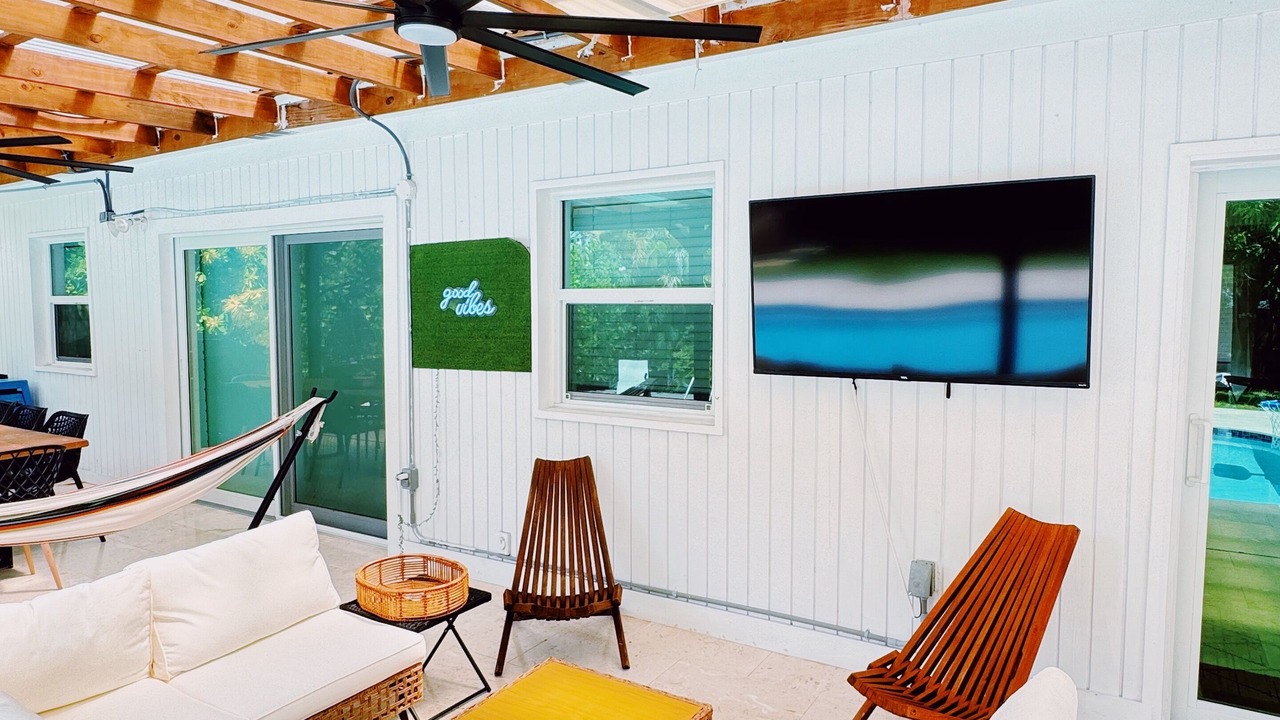 Photo of Outdoor in Hollywood Hills