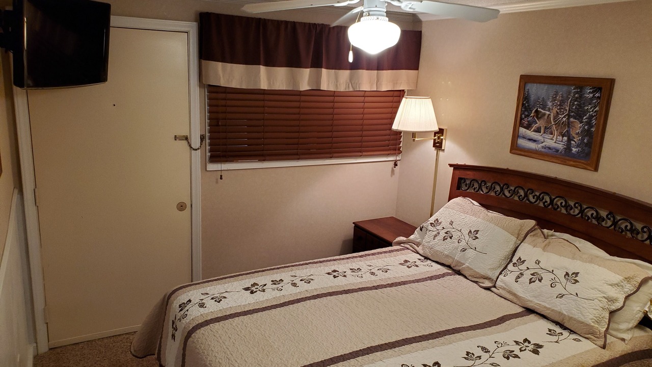 Photo of Bedroom in Edray