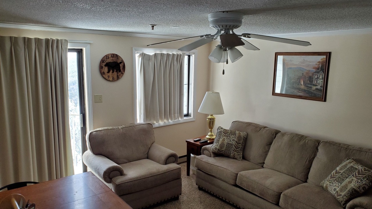 Photo of Livingroom in Edray