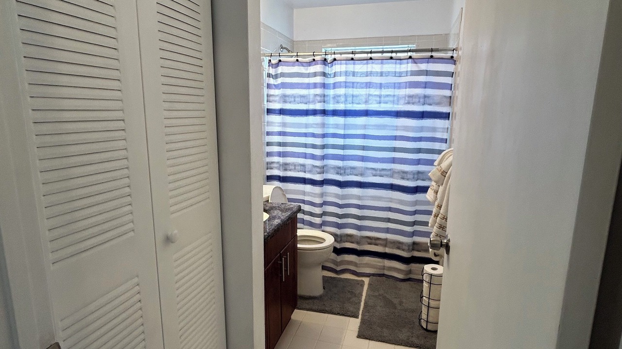 Photo of Bathroom in Miami Gardens