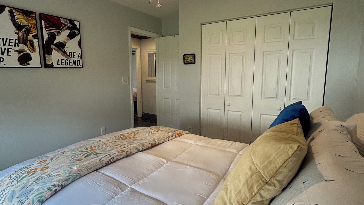 Photo of Bedroom in Miami Gardens