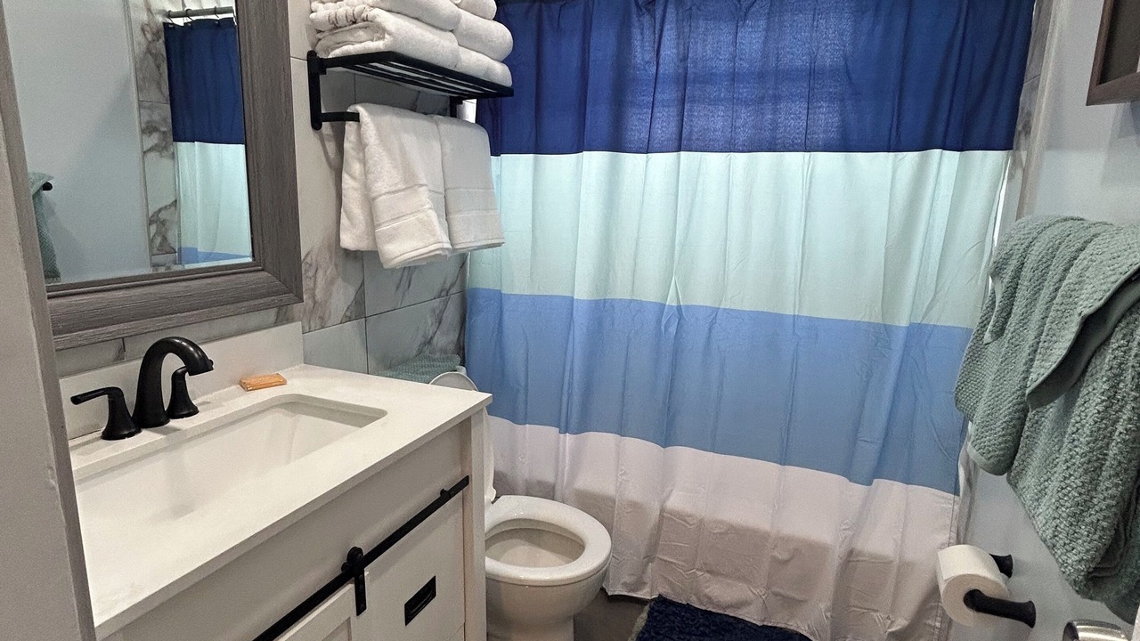 Photo of Bathroom in Miami Gardens
