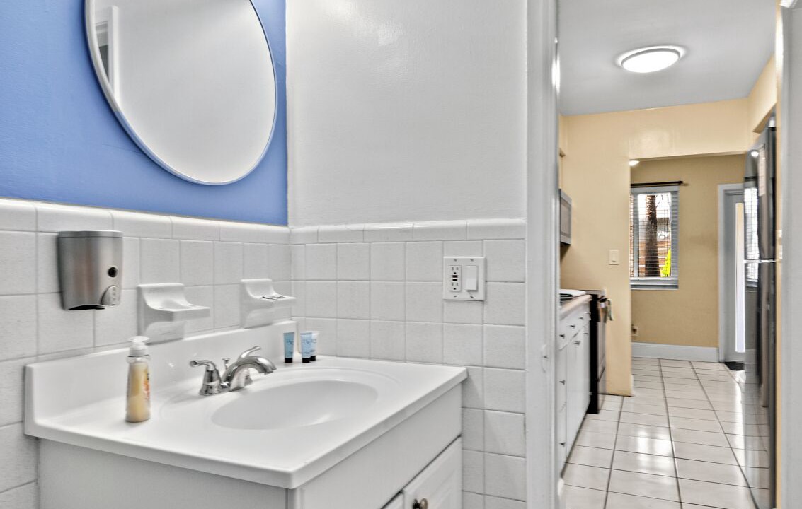 Photo of Bathroom in Middle River Terrace