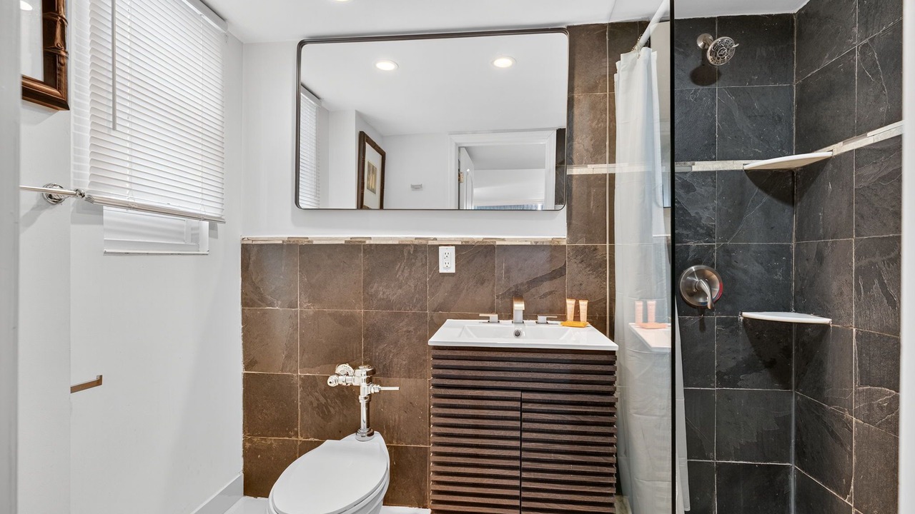 Photo of Bathroom in Bermuda Riviera