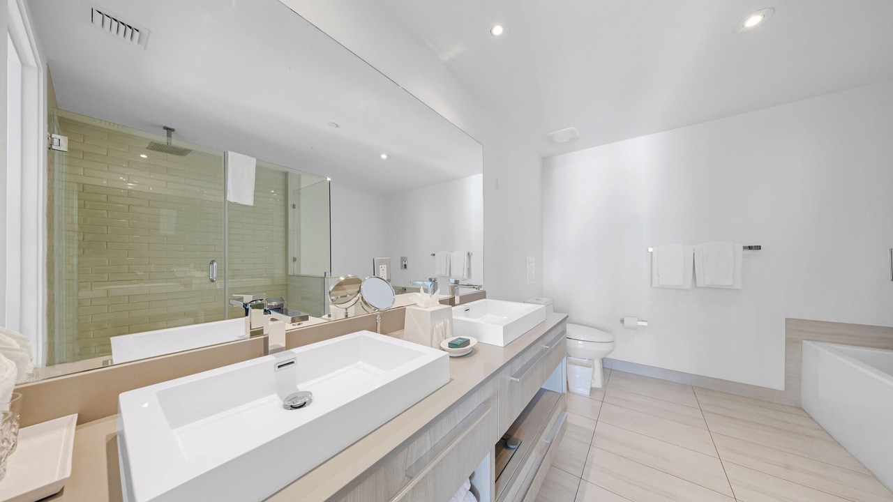 Photo of Bathroom in Hollywood South Central Beach