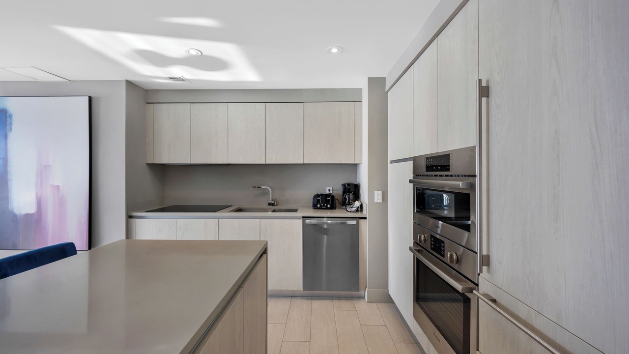 Photo of Kitchen in Hollywood South Central Beach