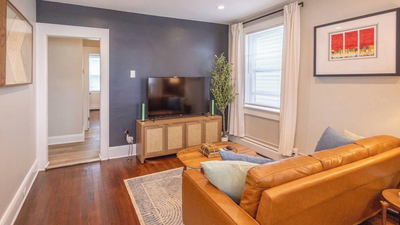 Photo of Livingroom in Ampere