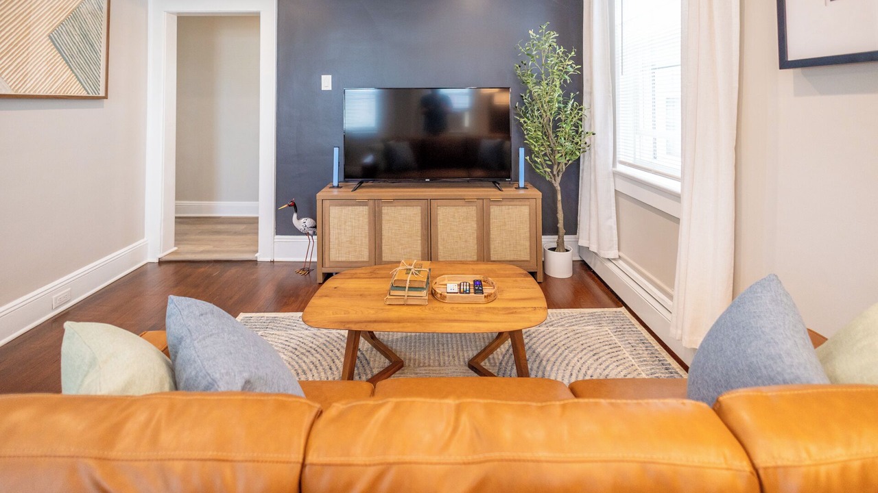 Photo of Livingroom in Ampere