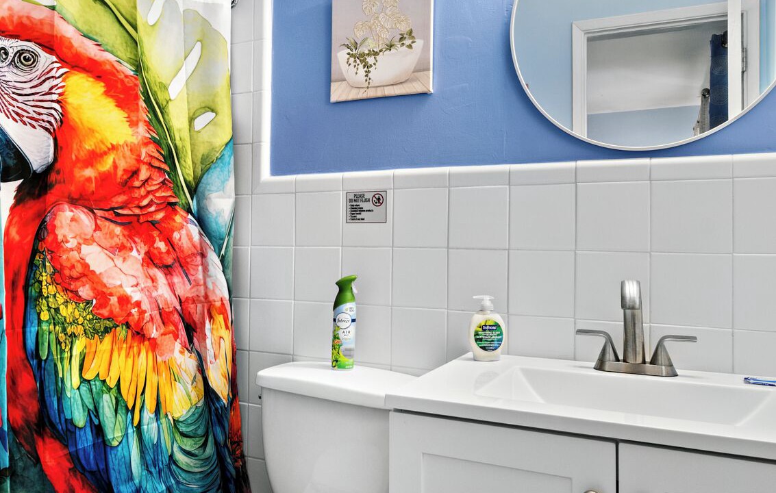 Photo of Bathroom in Middle River Terrace