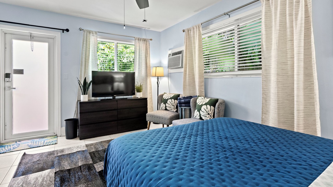 Photo of Bedroom in Middle River Terrace