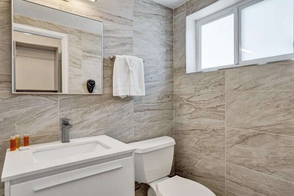 Photo of Bathroom in Galt Mile