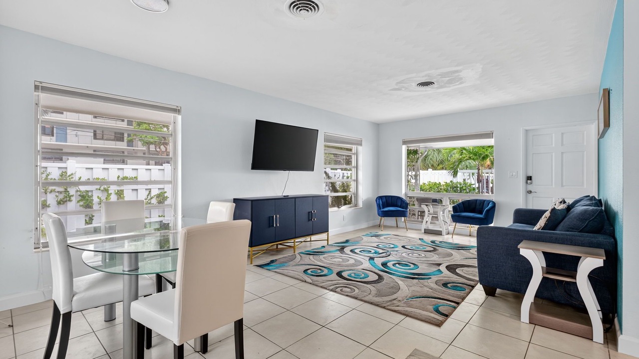 Photo of Livingroom in Dolphin Isles