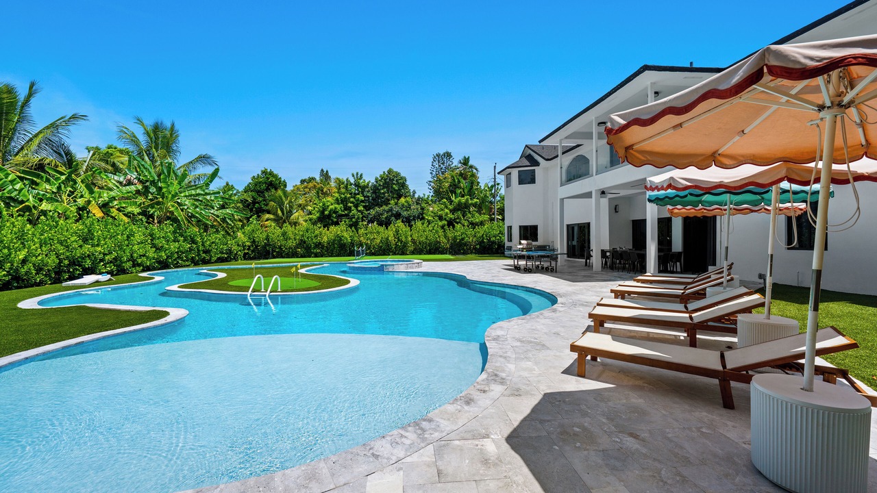 Photo of Outdoor in Miami Shores
