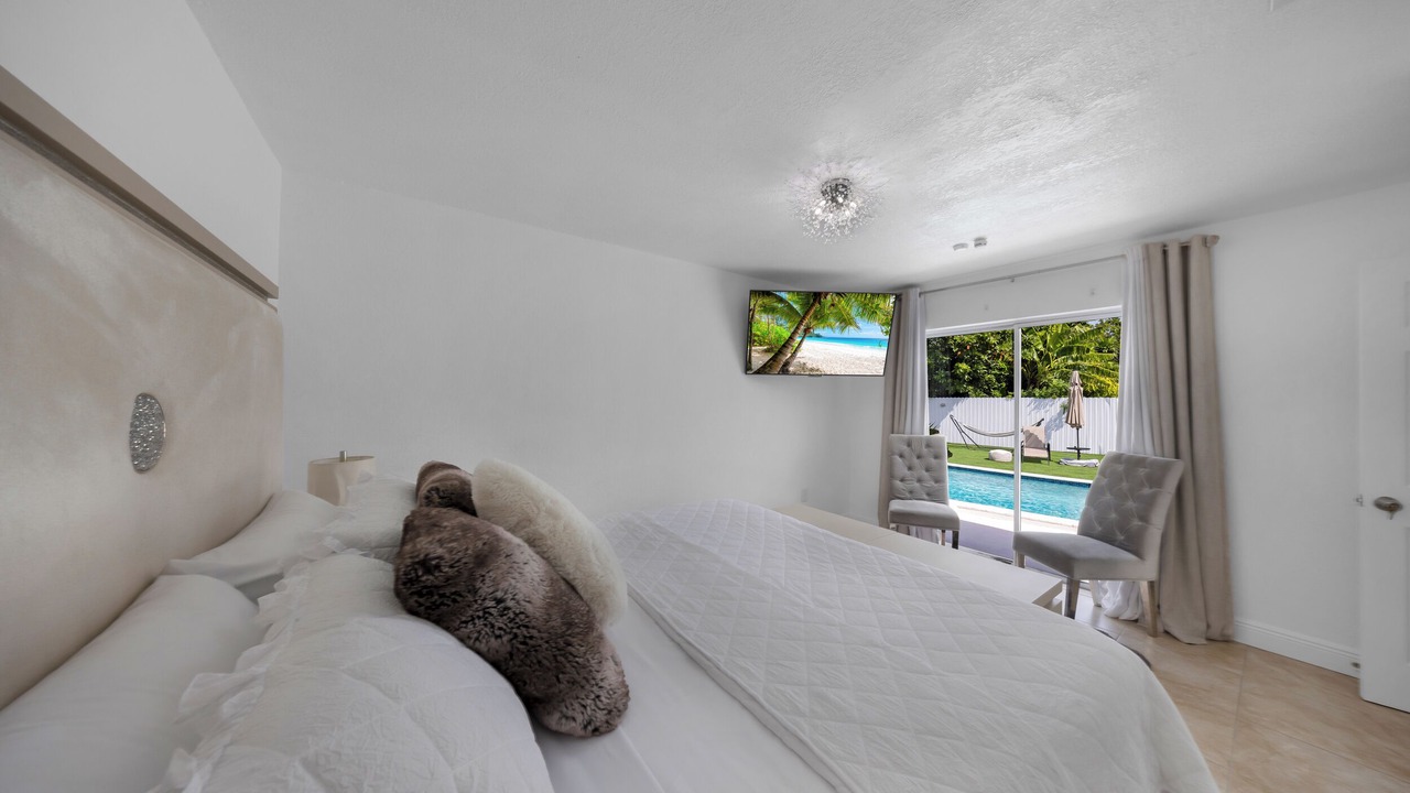 Photo of Bedroom in Miami Gardens