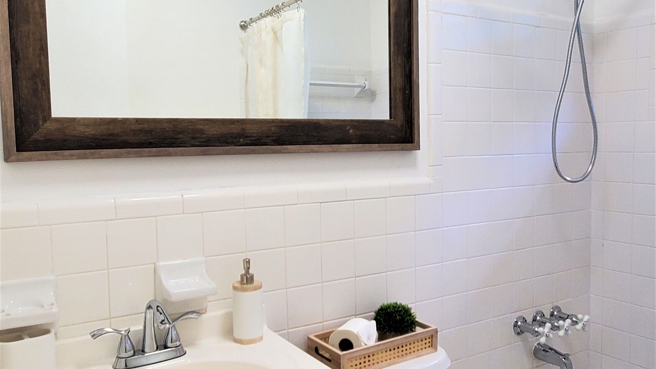 Photo of Bathroom in Dania Beach