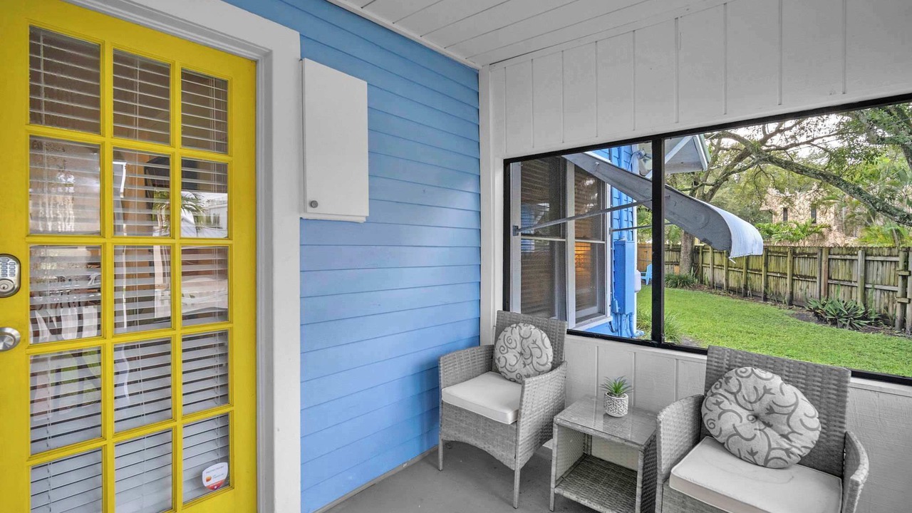 Photo of Patio Balcony in Tarpon River
