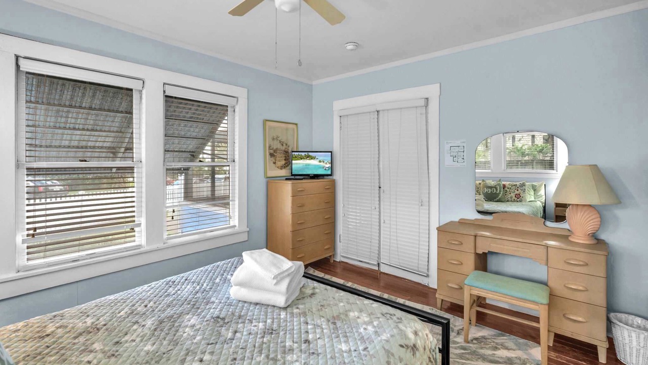 Photo of Bedroom in Tarpon River