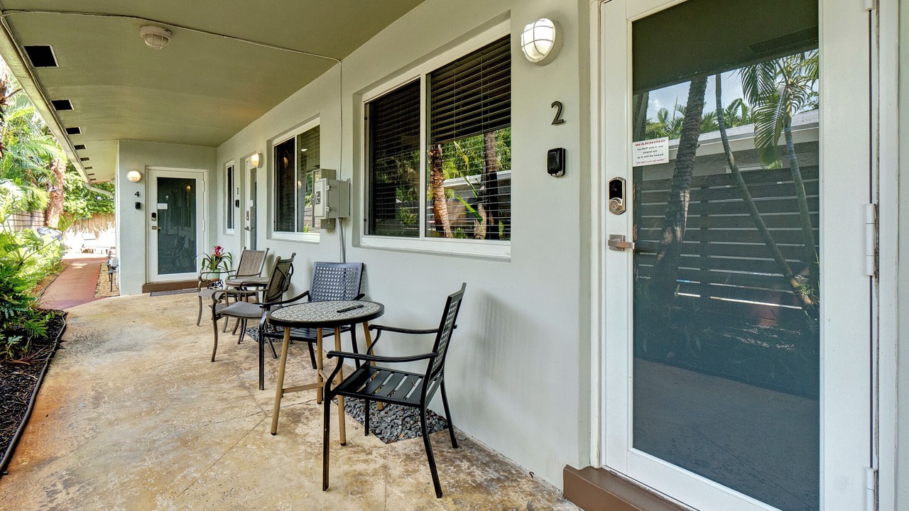 Photo of Outdoor in Middle River Terrace