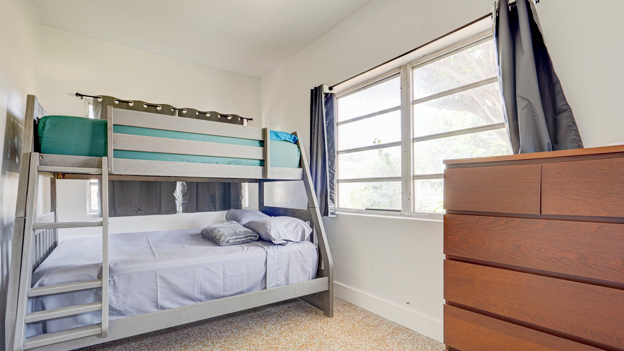 Photo of Bedroom in Miami Shores