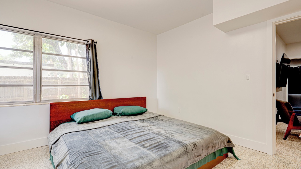 Photo of Bedroom in Miami Shores