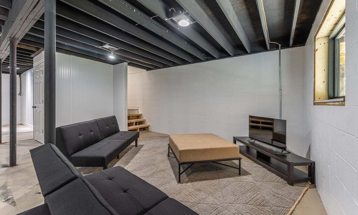 Photo of Livingroom in Sugarcreek