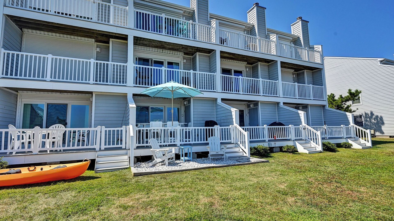 Photo of Patio Balcony in Fenwick Landing