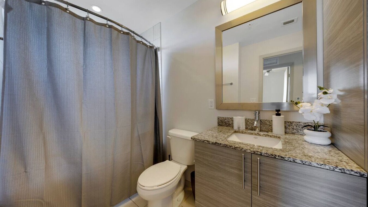 Photo of Bathroom in Downtown Fort Lauderdale
