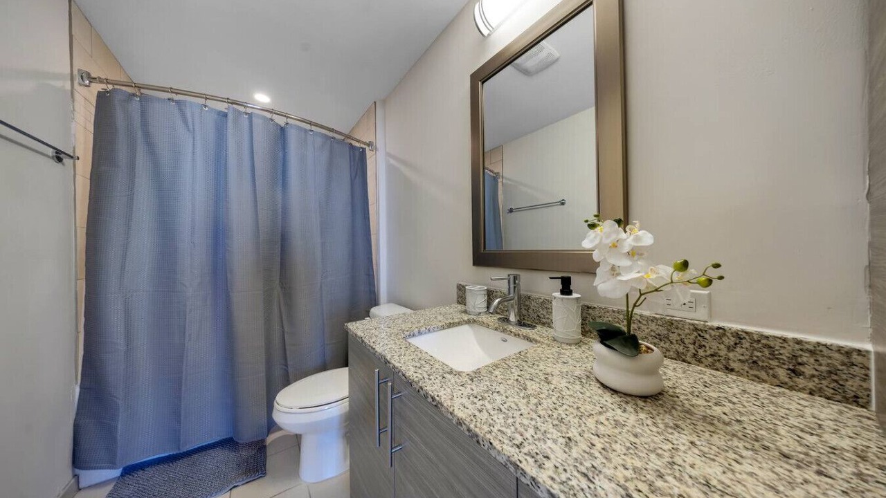 Photo of Bathroom in Downtown Fort Lauderdale