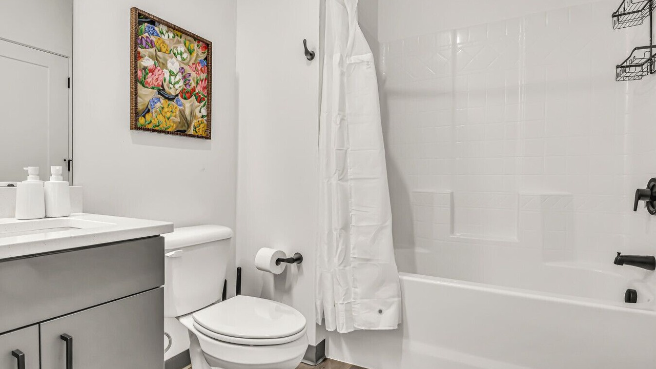 Photo of Bathroom in University Circle