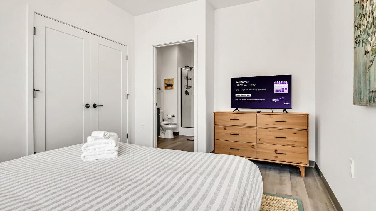 Photo of Bedroom in University Circle