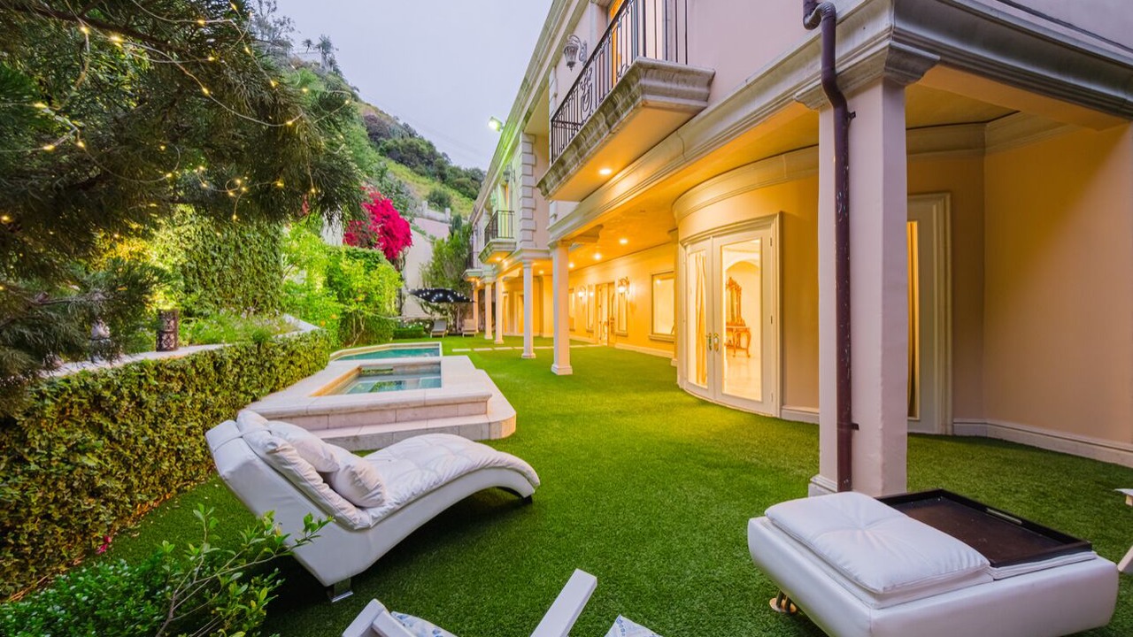 Photo of Outdoor in Beverly Hills