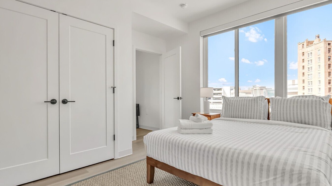 Photo of Bedroom in University Circle