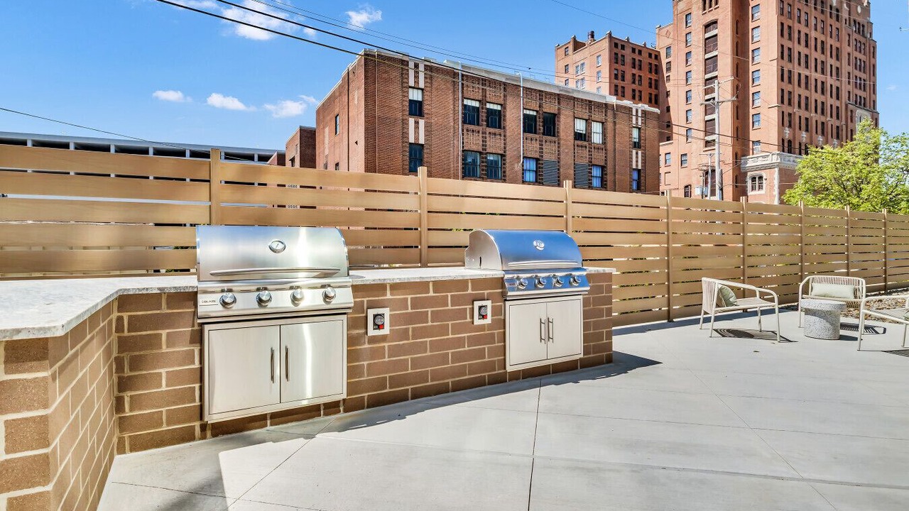 Photo of Patio Balcony in University Circle